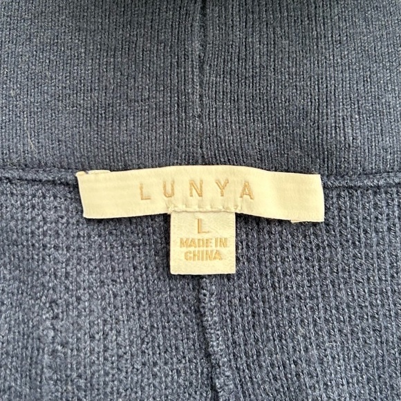 Lunya Waffle Knit Slim Pants Navy Blue Cozy Cotton Silk Thermal Back Pocket Sz L - Picture 8 of 9